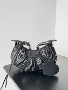 複刻BALENCIAGA巴黎世家 Le Cagole黑色光滑牛皮革搭扣加小號肩揹包