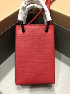 一比一複刻BALENCIAGA巴黎世家 Shopping 方格牛皮革手機包 紅色