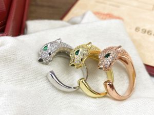 一比一卡地亞豹子頭高仿磚石戒指 貴族標配