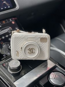 CHANEL顶级高仿专柜同步相机包