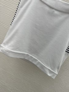 一比一復刻奢侈品香奈兒春夏新品雙C網紗logo短袖T恤 吊帶女款 情感感激感滿滿
