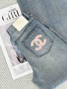 頂級設計香奈兒CHANEL高仿刺繡牛仔褲寬鬆褲子淺藍色直筒 女款