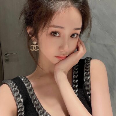 黃銅材質CHANEL字母紐扣耳釘專櫃同步