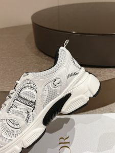 DIOR原單正品全新發售休閒鞋老爹鞋