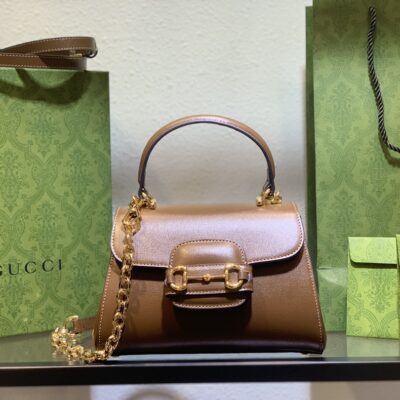 Gucci Horsebit 1955系列原單包包採用卡其色手提包