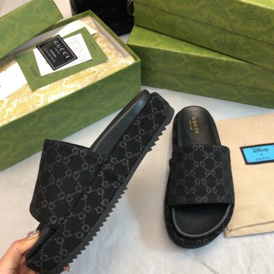 專櫃包裝一比一復刻Gucci原單休閒鞋拖鞋