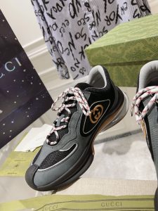 專櫃同步Gucci高仿情侶款休閒運動鞋老爹鞋