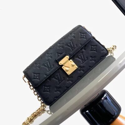 高仿Louis VuittonM82637M82836鏈條包系列 Wallet On Chain Metis