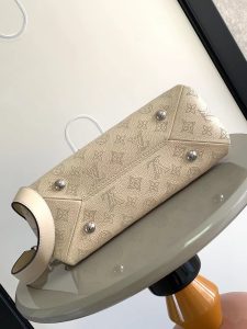 M24255 M24114路易威登LV原單復刻 Mahina Hand It All牛皮手袋手提包