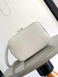 M45716 真皮miniLV高仿水桶包 NéoNoé BB
