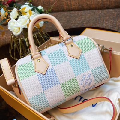 SPEEDY BANDOULIÈRE 20 LV路易威登高仿手袋時尚風格