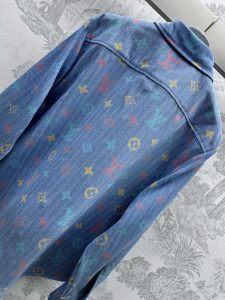 路易威登頂級高仿 新品彩印牛仔外套 水洗柔軟舒適復古洋氣