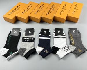 路易威登高仿襪子防臭吸汗