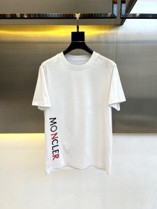2024春夏新品logo刺繡圓領短袖T恤衫 一比一復刻 純棉蒙口高仿衣服