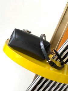 原單複刻YSL聖羅蘭包包 saint laurent box皮革toy購物袋 黑色