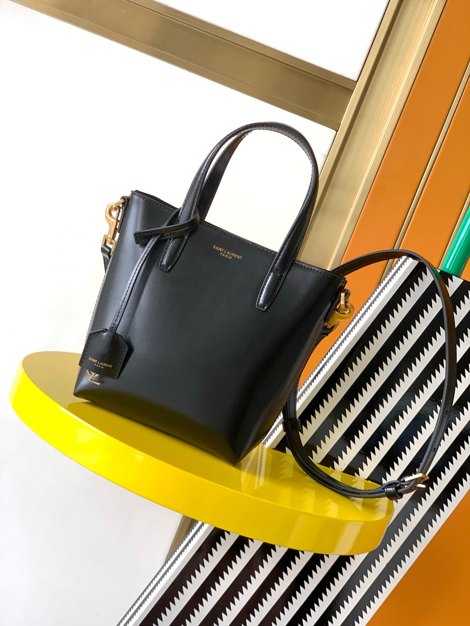 YSL202406216200004.jpg 原單複刻YSL聖羅蘭包包 saint laurent box皮革toy購物袋 黑色