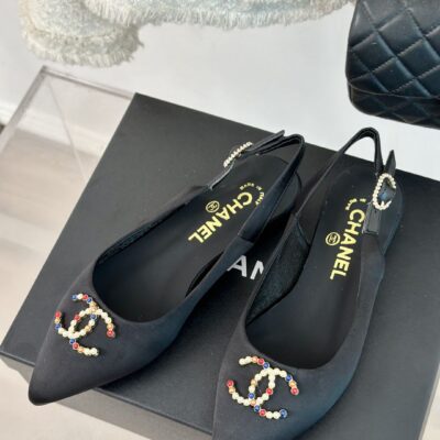 CHANEL香奈兒一比一意大利井口牛皮打底女款涼鞋休閒鞋  新品