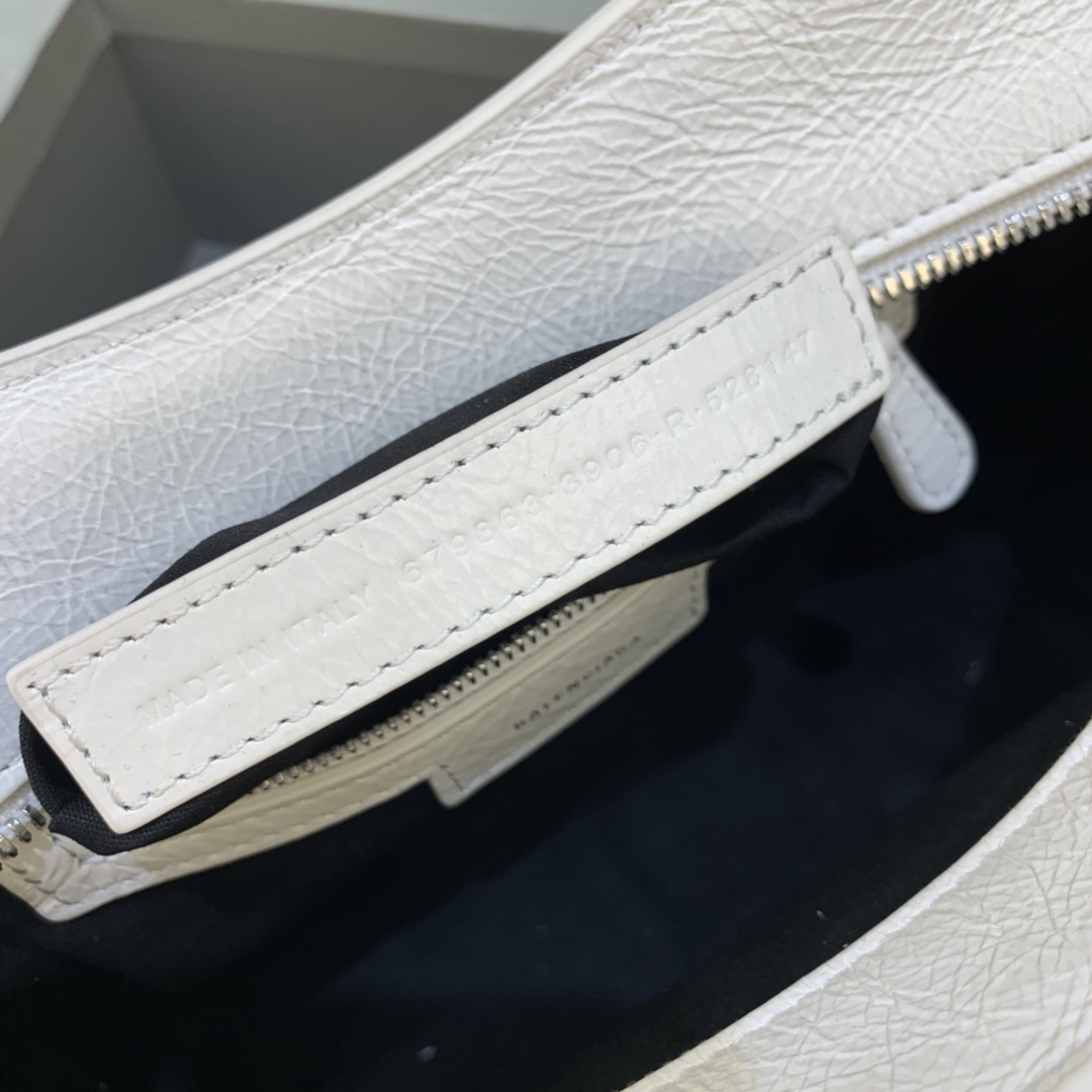 1比1原單BALENCIAGA巴黎世家包包 Neo cagole機車包 油蠟白銀扣