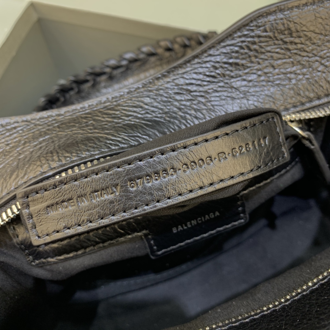 1比1原單BALENCIAGA巴黎世家包包 Neo cagole機車包 油蜡黑银扣