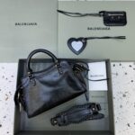1比1原單BALENCIAGA巴黎世家包包 Neo cagole機車包 油蜡黑银扣