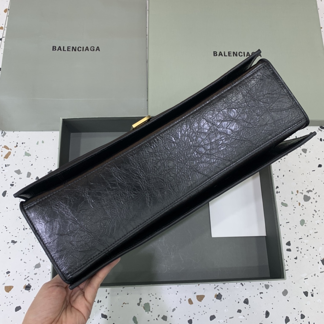 高仿奢侈品BALENCIAGA巴黎世家包包 crush最香沙漏鏈條包 大號爆裂黑色