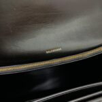 高仿奢侈品BALENCIAGA巴黎世家包包 crush最香沙漏鏈條包 大號爆裂黑色