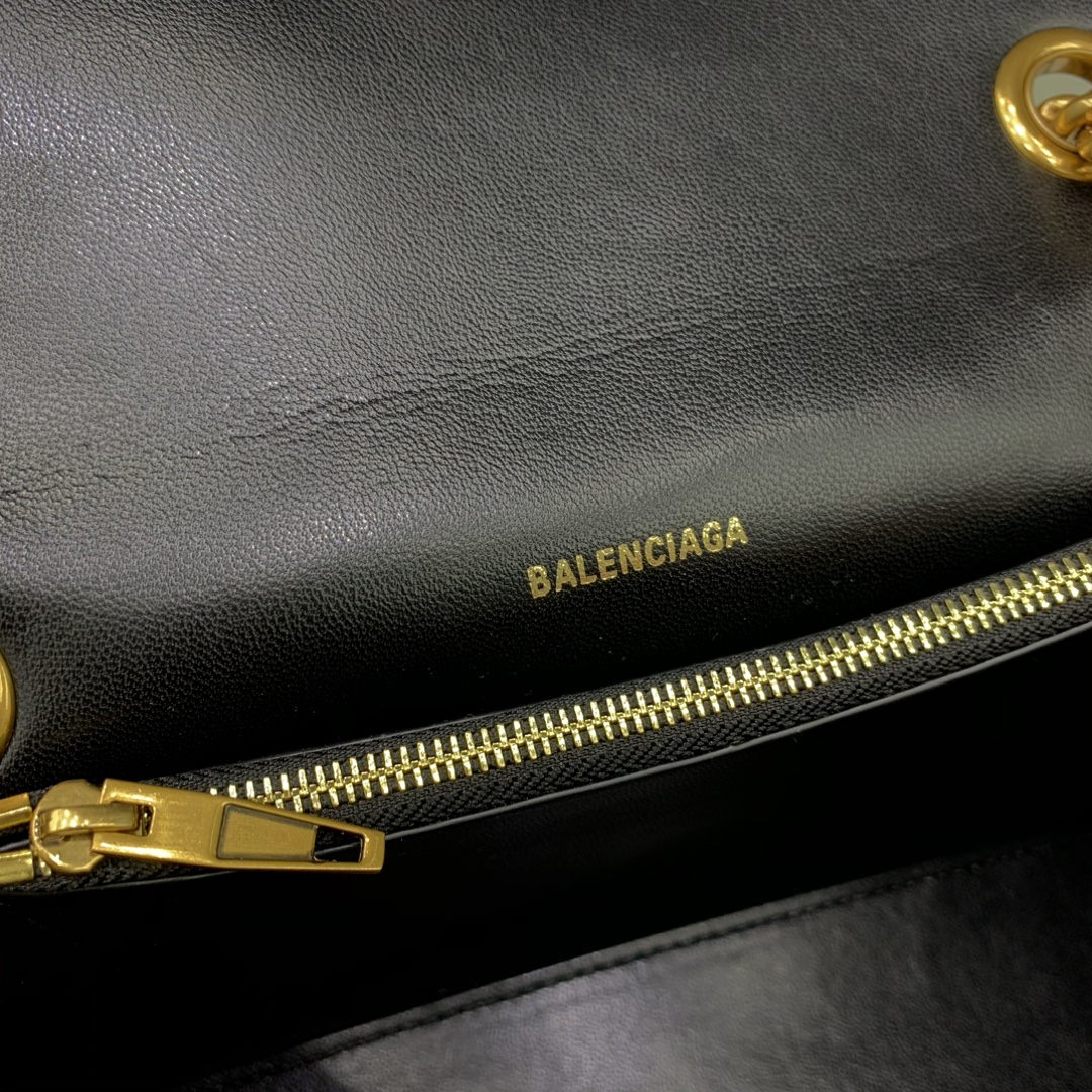 高仿奢侈品BALENCIAGA巴黎世家包包 crush最香沙漏鏈條包 小號爆裂黑色
