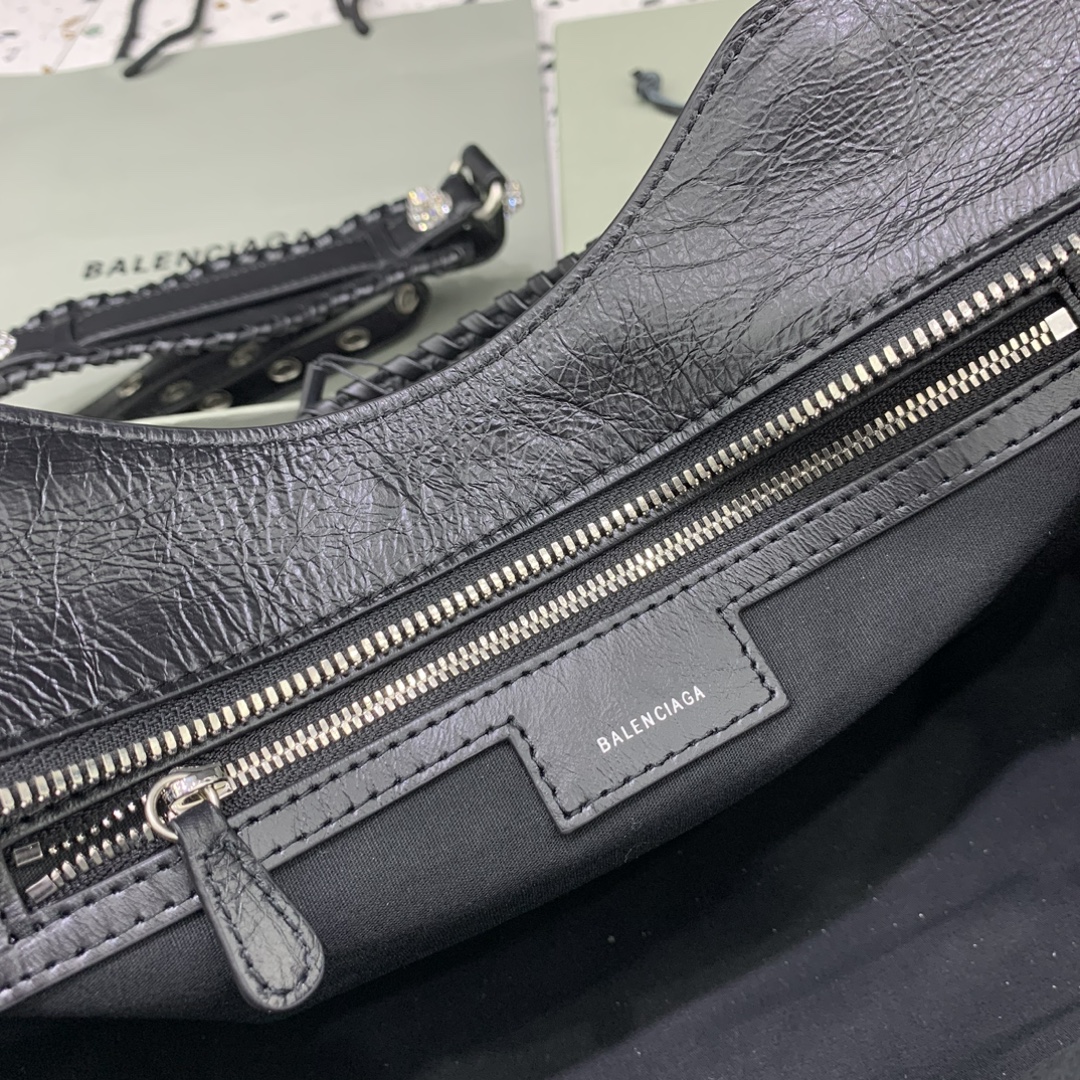 複刻高仿BALENCIAGA巴黎世家包包 Neo cagole機車包 黑色鑽扣