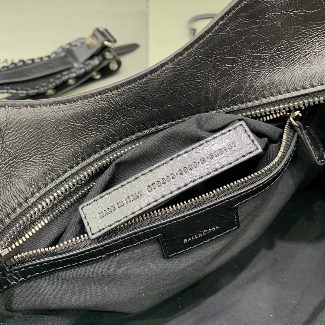 複刻高仿BALENCIAGA巴黎世家包包 Neo cagole機車包 黑色銀扣