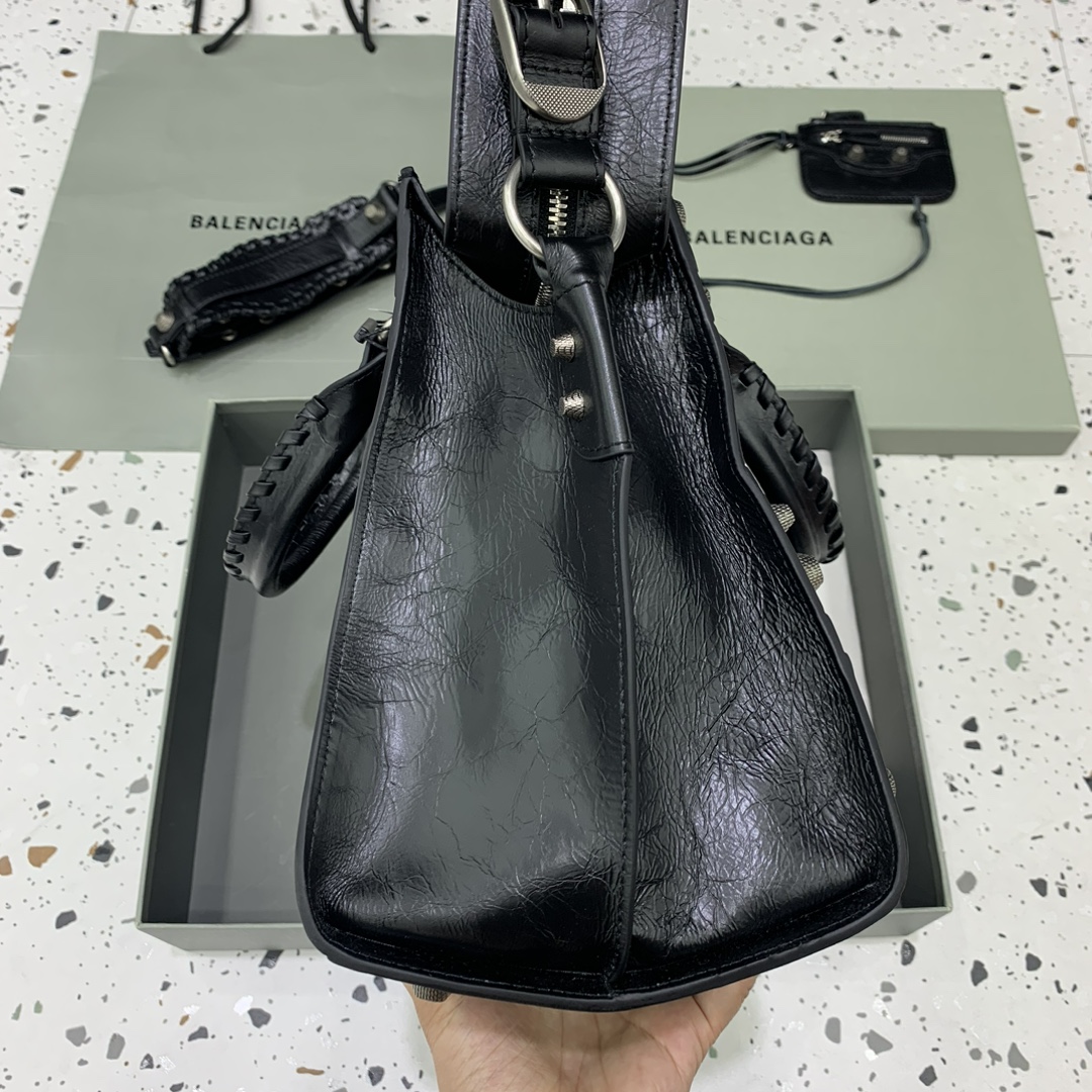 複刻高仿BALENCIAGA巴黎世家包包 Neo cagole機車包 黑色銀扣