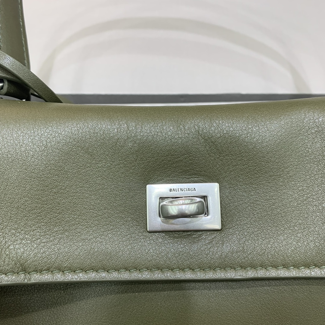 一比一原單BALENCIAGA巴黎世家包包 𝐑𝐎𝐃𝐄𝐎 𝐁𝐀𝐆小號綠色銀扣