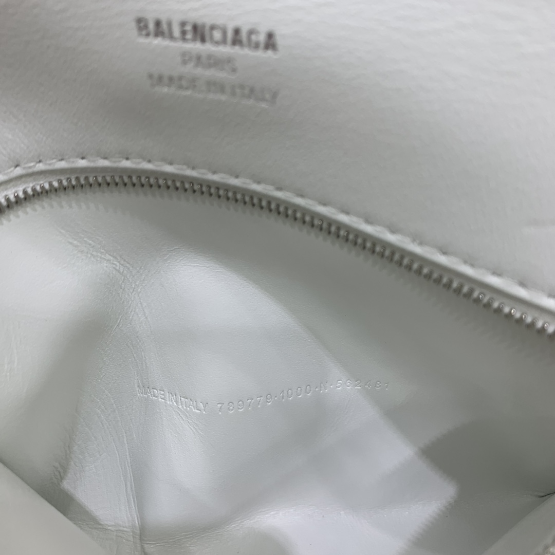 高仿超A貨BALENCIAGA巴黎世家包包 𝐑𝐎𝐃𝐄𝐎 𝐁𝐀𝐆 小號白色銀扣