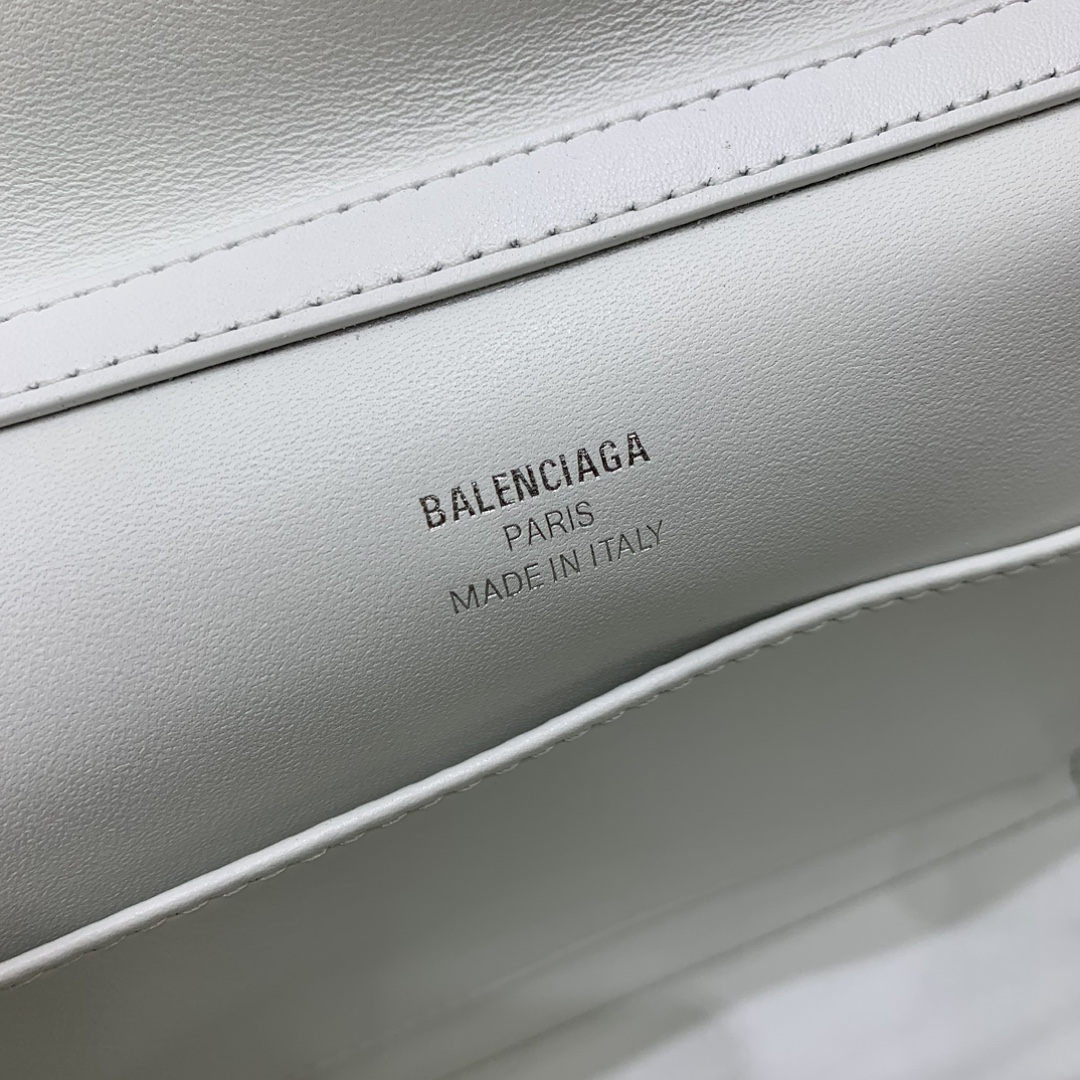 高仿超A貨BALENCIAGA巴黎世家包包 𝐑𝐎𝐃𝐄𝐎 𝐁𝐀𝐆 mini白色銀扣