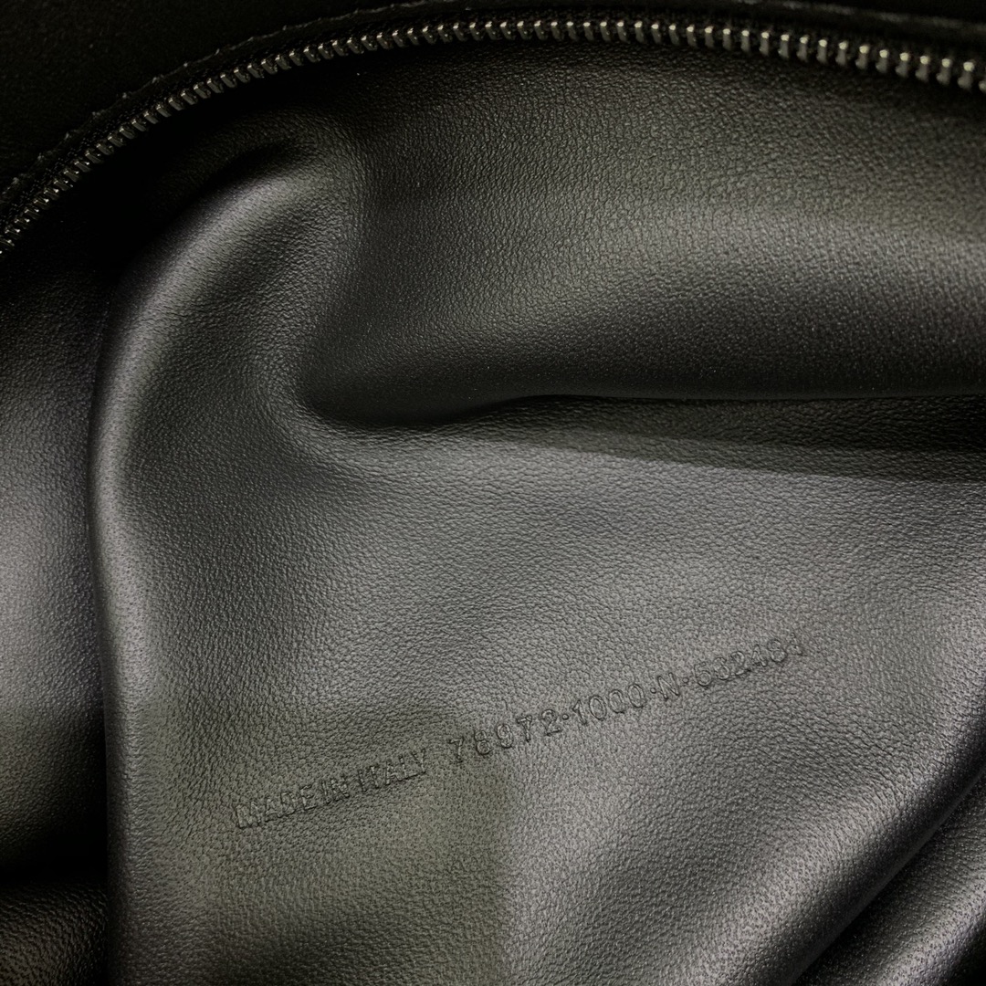 高仿超A貨BALENCIAGA巴黎世家包包 𝐑𝐎𝐃𝐄𝐎 𝐁𝐀𝐆 大號黑色銀扣