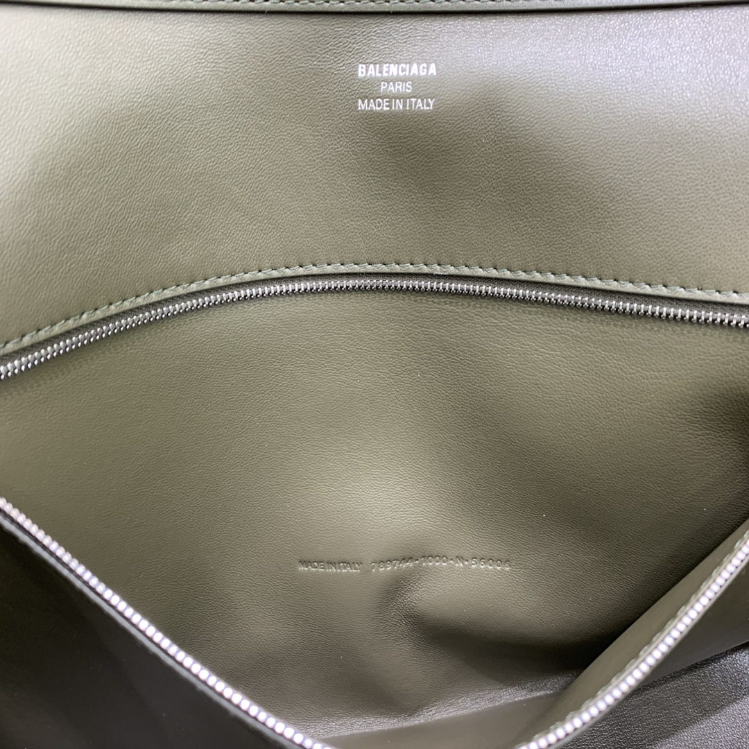 一比一原單BALENCIAGA巴黎世家包包 𝐑𝐎𝐃𝐄𝐎 𝐁𝐀𝐆大號綠色銀扣