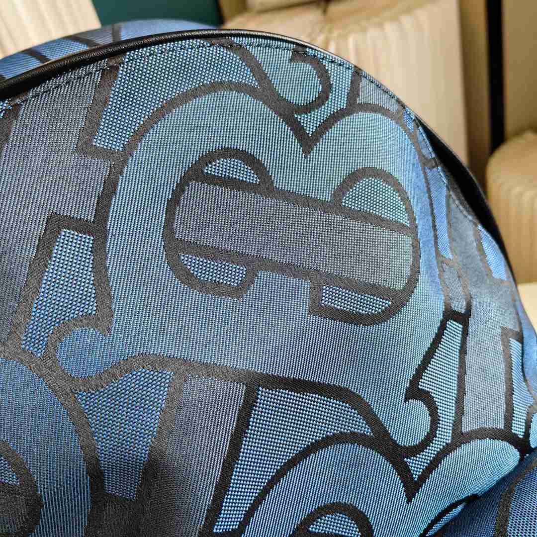 Burberry專櫃經典復刻奢侈品男女同款雙肩包背包書包