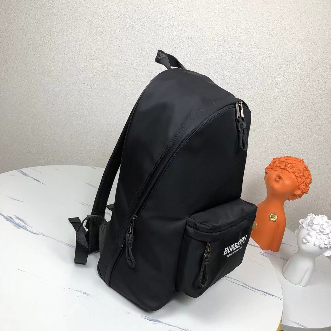 巴寶莉Vintage 格紋頂級A貨尼龍雙肩包書包