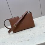 1比1高仿名牌包Celine賽琳 2024年Mini16小挎包 棕色