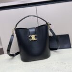 高仿名牌包Celine賽琳 LOUISE中號光滑牛皮革手袋 黑色