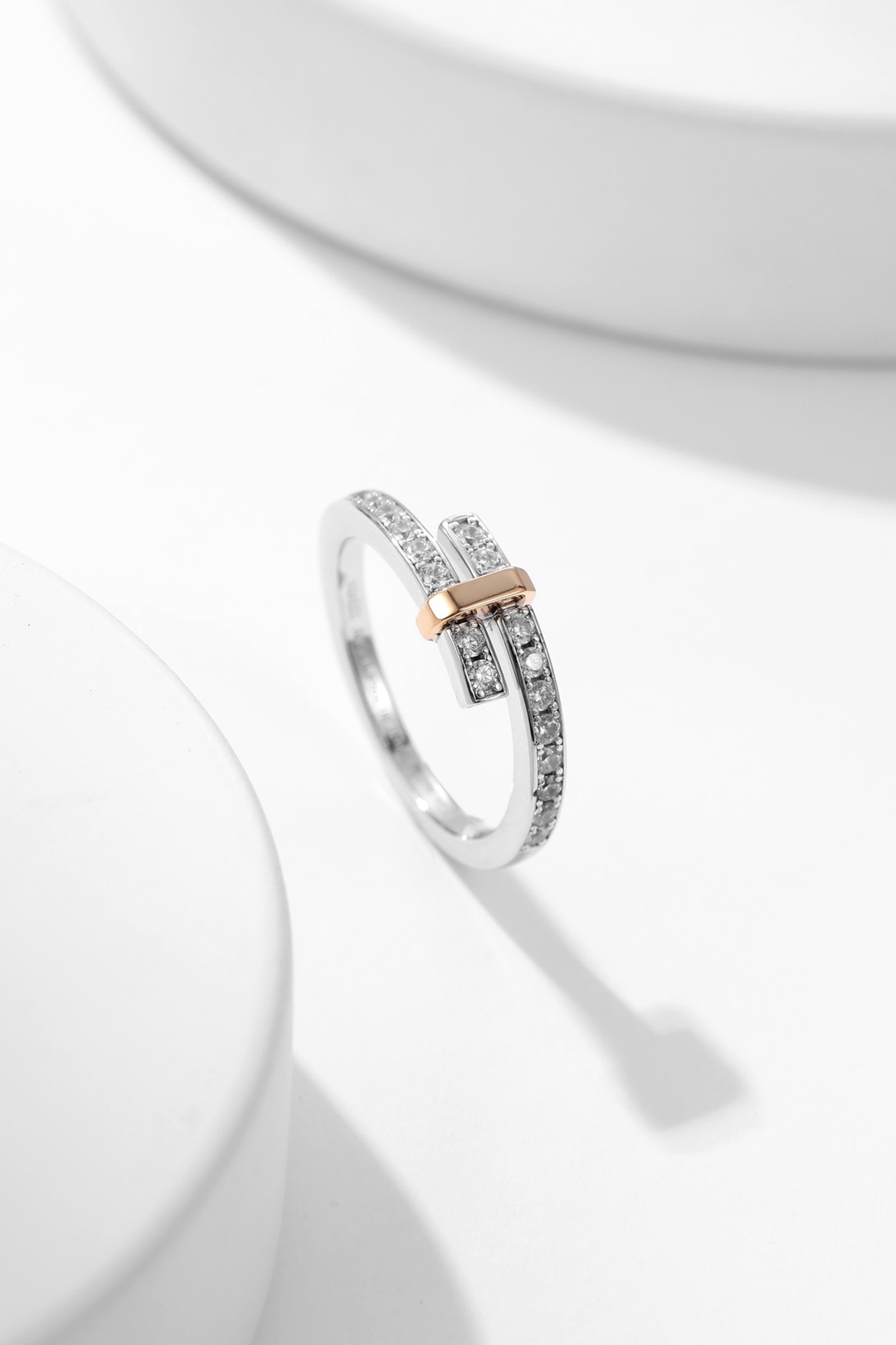 925純銀材質Tiffany蒂芙尼頂級高仿戒指T Edge 系列