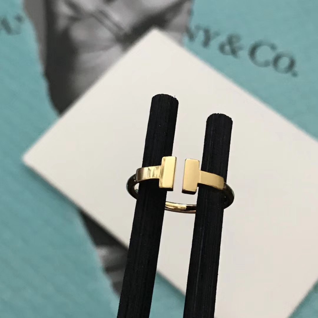 蒂芙尼頂級A貨專櫃同步女款18K金戒指