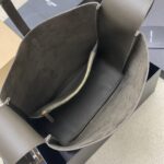 高仿1比1複刻YSL聖羅蘭包包 LE5A7光滑皮革柔軟Hobo手袋 大號綠平紋/金