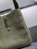 1比1複刻YSL聖羅蘭包包 LE5A7 Hobo手袋 卡其綠磨砂金扣