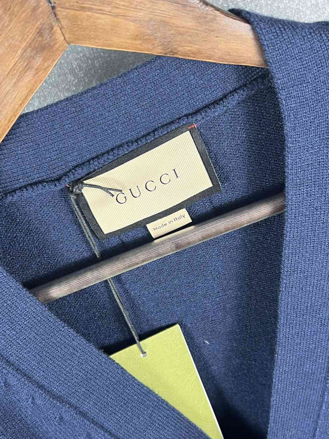 頂級精仿Gucci原單針織開衫V領毛衣