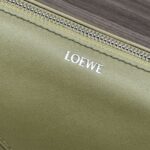 loewe羅意威高仿包包 亮面牛皮革 Puzzle Fold pouch手袋 緑色