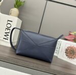 loewe羅意威高仿包包 亮面牛皮革 Puzzle Fold pouch手袋 深藍