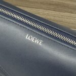 loewe羅意威高仿包包 亮面牛皮革 Puzzle Fold pouch手袋 深藍