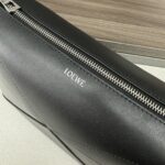 loewe羅意威高仿包包 亮面牛皮革 Puzzle Fold pouch手袋 黑色