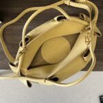 超A貨loewe羅意威包包 新款小號牛皮革餃子包 Paseo手袋 油黃色