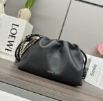 高仿loewe羅意威包包 中號柔軟納帕羊皮革 Flamenco Purse 手拿包 黑
